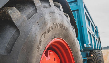 Quel pneu agricole est le plus adapté aux sites agro-industriels